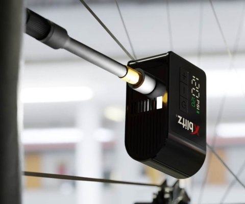 PRZENOŚNY MINI KOMPRESOR XB-IWAY Xblitz