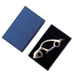 Brelok Metalowy Samochód Otwieracz do Butelek w Eleganckim Pudełku - Gadżet Fana Motoryzacji - MT204A