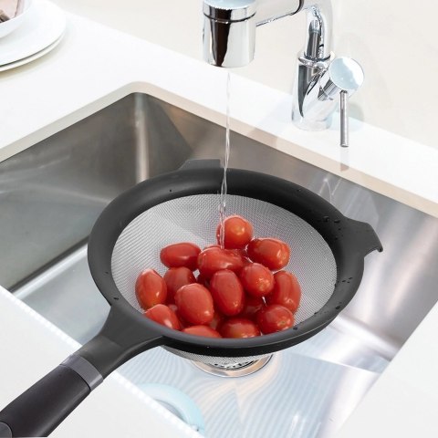 Sitko Kuchenne Czarne z Uchwytem Stal 19,5 cm Zmywarka ORION