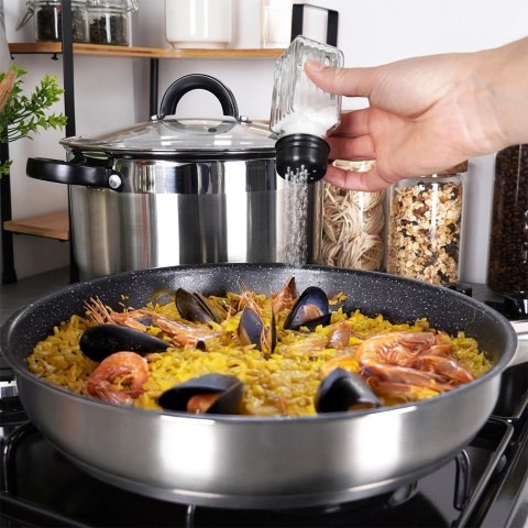 Solniczka Pieprzniczka Ryflowana Drewniany Stojak 60 ml VILDE