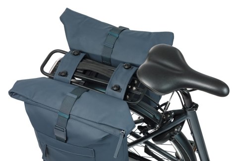 Sakwa podwójna BASIL BROOKLYN DOUBLE PANNIER BAG 41L, MIK System (ready to go), wodoodporna, navy (NEW 2026)