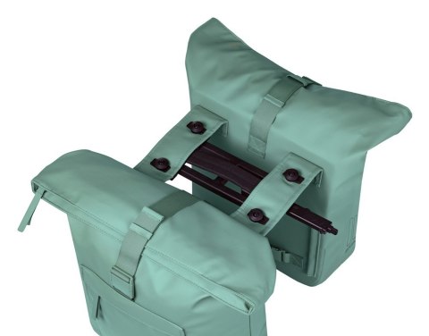 Sakwa podwójna BASIL BROOKLYN DOUBLE PANNIER BAG 41L, MIK System (ready to go), wodoodporna, silvergreen (NEW 2026)
