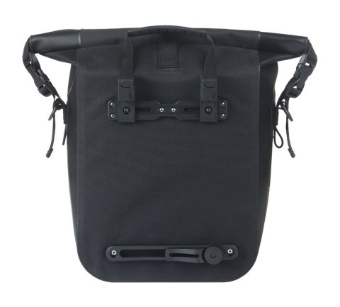 Sakwa pojedyncza BASIL NAVIGATOR WATERPROOF SINGLE PANNIER BAG M 12-15 L, MIK Hooks System wodoodporna, black (NEW 2026)