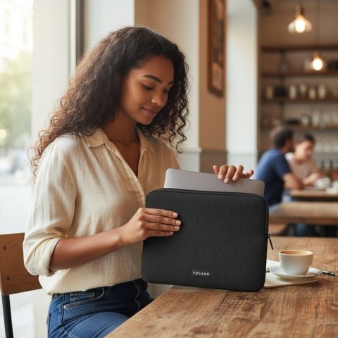 Tucano Colore2 - Pokrowiec MacBook Air 13" / Pro 13" / Laptop 12" (czarny)