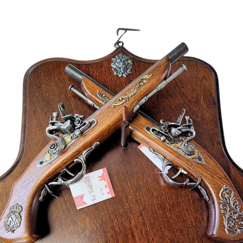 Repliki 2 Pistoletów skałkowych na wieszaku - do powieszenia na ścianę - TR-237