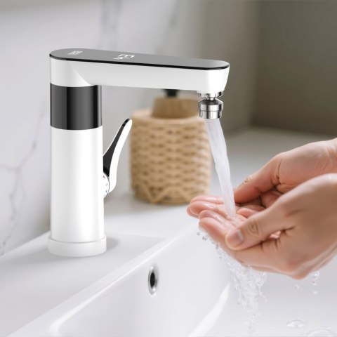 Przepływowy podgrzewacz wody - bateria stojąca biała