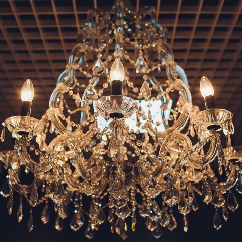 Żarówka LED V-TAC 2W edison retro świeczka E14 bursztynowa VT-2152 1800K 65lm