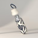 Quokka Echo - Butelka ze stali nierdzewnej 690 ml z silikonowym uchwytem (Abstract Leaves)