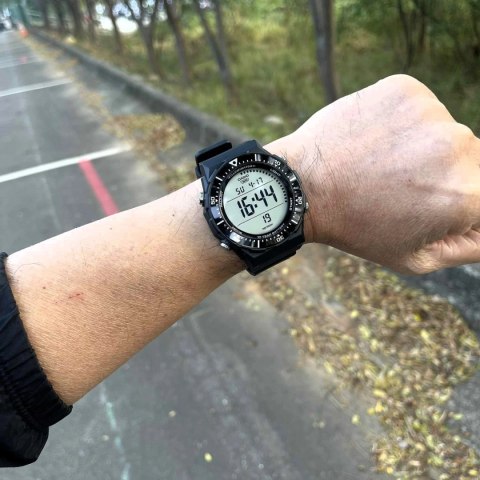 ZEGAREK MĘSKI CASIO SPORT ILLUMINATOR AE-1700H-1A + BOX