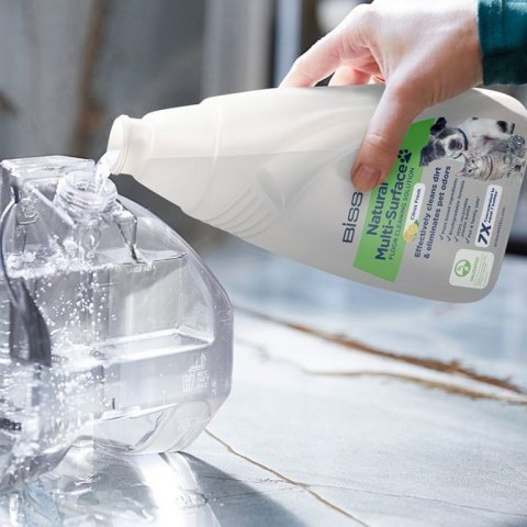 Bissell 3122 akcesorium/materiał eksploatacyjny do odkurzacza Roztwór czyszczący Ręczny odkurzacz