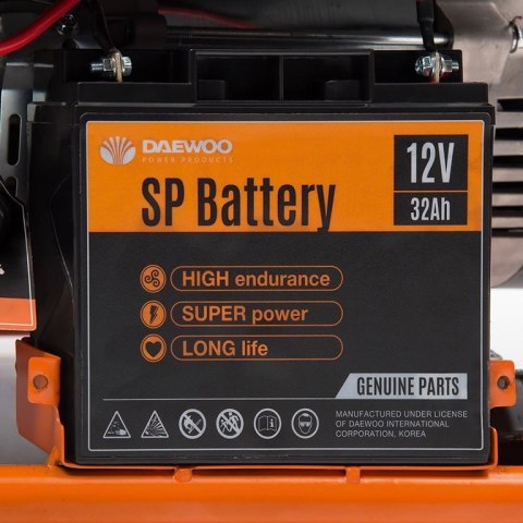 Daewoo GDA 7500E-3 agregat prądotwórczy 6000 W 30 l Benzynowy Pomarańczowy, Czarny