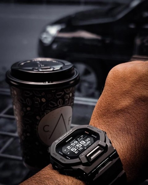 ZEGAREK MĘSKI CASIO G-SHOCK G-SQUAD GBD-200-1ER