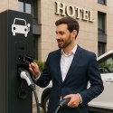 Qoltec Stacja ładowania EV Typ2 do samochodu elektrycznego i hybryd | 22kW | LCD | 2 Karty EV | 3 fazy | Wallbox | Hotel system 