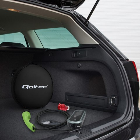 Qoltec Mobilna ładowarka do samochodu elektrycznego EV i hybryd z regulacją 2w1 Typ2 | 11kW | 400V | CEE 32A | Wi-fi | TUYA | SM