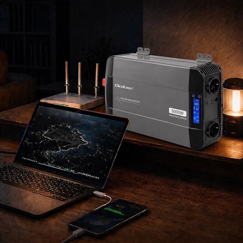 Qoltec Przetwornica napięcia Pure Sine Wave | 12V na 230V | 2500/5000W | LCD | USB | USB-C | Kompatybilna z LiFePO4 GEL AGM