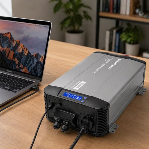 Qoltec Przetwornica napięcia Pure Sine Wave | 12V na 230V | 3000/6000W | UPS BYPASS | LCD | USB | USB-C | Kompatybilna z LiFePO4