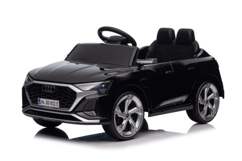 Auto Audi SQ8 czarne na akumulator dla dzieci + pilot 2,4 GHz