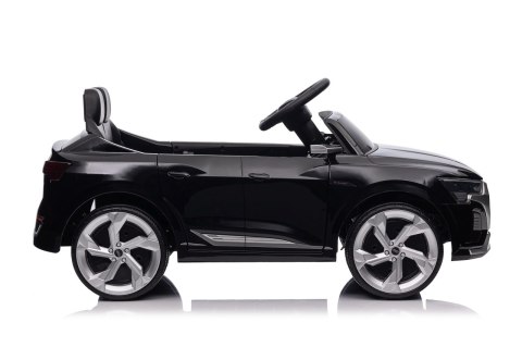 Auto Audi SQ8 czarne na akumulator dla dzieci + pilot 2,4 GHz