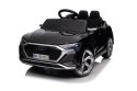 Auto Audi SQ8 czarne na akumulator dla dzieci + pilot 2,4 GHz