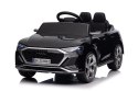 Auto Audi SQ8 czarne na akumulator dla dzieci + pilot 2,4 GHz