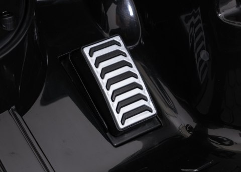 Auto Audi SQ8 czarne na akumulator dla dzieci + pilot 2,4 GHz