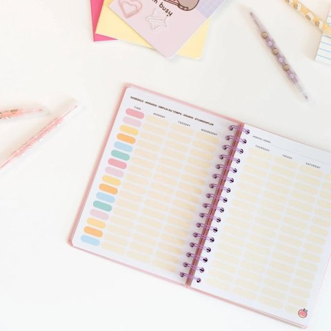 Pusheen - Kalendarz / Planner tygodniowy A5 z kolekcji Fruits 2026/2027