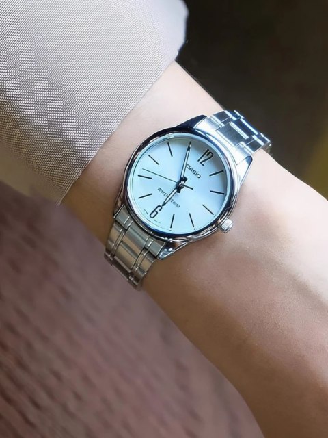 ZEGAREK DAMSKI CASIO LTP-V005D-2B (zd586n) + BOX