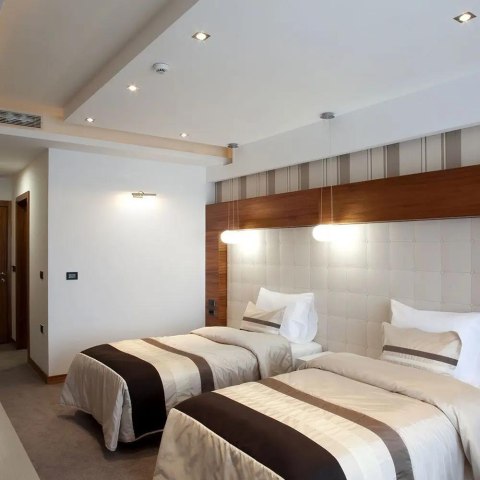 Oczko V-TAC GU10 wpuszczane kwadrat czarne VT-921-B 3 lata gwarancji