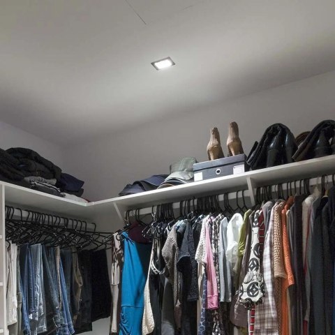 Oczko V-TAC GU10 wpuszczane kwadrat czarne VT-933-B 3 lata gwarancji