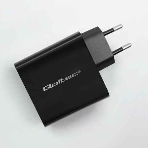 Qoltec Ładowarka Super Quick PD | 1xUSB-C | 65W | 5-20V | 3-3.25A | Laptop | Smartfon | Czarna