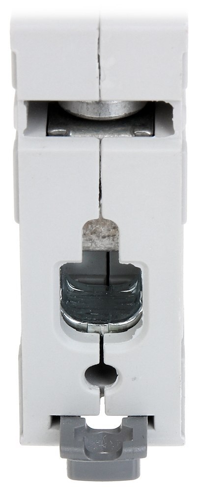 WYŁĄCZNIK NADPRĄDOWY LE-419202 JEDNOFAZOWY 16 A TYP C LEGRAND