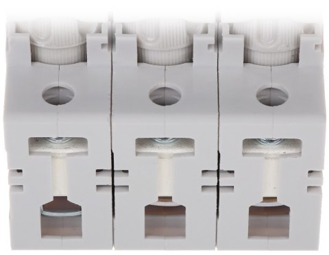 ROZŁĄCZNIK BEZPIECZNIKOWY LE-606702 TRÓJFAZOWY 6 A D01 LEGRAND