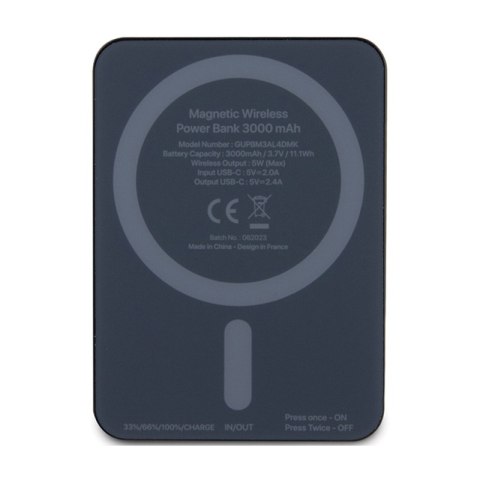 Guess 4G Strassed Metal Logo MagSafe - Power Bank indukcyjny 3000 mAh 5W MagSafe (czarny)