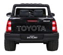 Toyota Hilux na akumulator dla dzieci Czarny Pickup + Napęd 4x4 + Pilot
