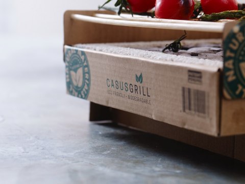 Casus Grill w papierowym opakowaniu