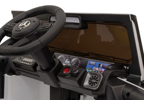 Mercedes AMG G63 dla dzieci Biały + Pilot