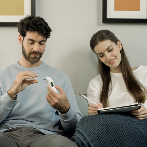 BRAUN IRT3030 THERMOSCAN® 3 Termometr elektroniczny do ucha dla dzieci i noworodków