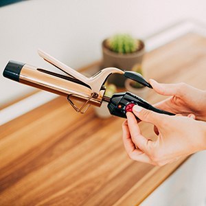 REVLON PRO COLLECTION RVIR1159 Lokówka rose gold 32 mm, 200°C, szybkie nagrzewanie