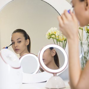 REVLON RVMR9029 Lusterko kosmetyczne LED, bezprzewodowe, 5x powiększenie