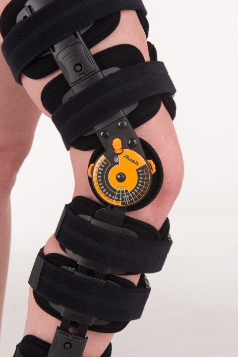 QMED RUSH Orteza stawu kolanowego pooperacyjna, regulowana, uniwersalna