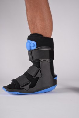 OVATION MEDICAL GEN 2 WALKER ROZM. XS Orteza stopowo-goleniowa pneumatic krótka