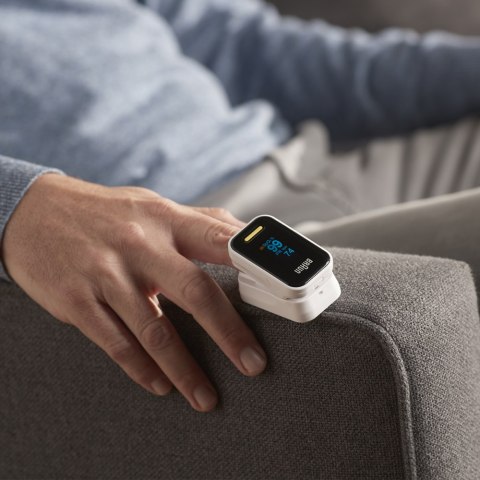 BRAUN PULSE OXIMETER 1 Pulsoksymetr medyczny OLED, dokładny pomiar SpO2 i tętna