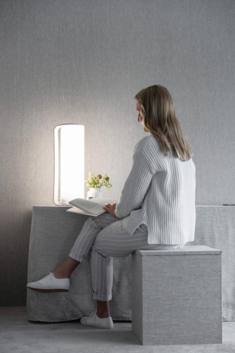 INNOLUX TUBO LED Lampa antydepresyjna, LED z regulacją natężenia światła, 85 W