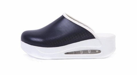 CARINE AIR SOLE ROZM, 36 Trepy dla medyków, chodaki perforacja, kolor granat, NT 057