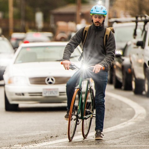 Lampka przednia BLACKBURN DAYBLAZER 1000 lumenów (NEW) => zamiennik BBN-7165936 (NEW 2025)