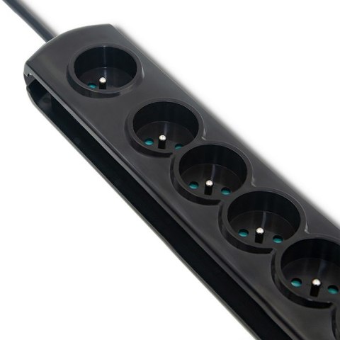 Qoltec Listwa zasilająca antyprzepięciowa | wł. QS | 7 gniazd | 1.5m | Czarna