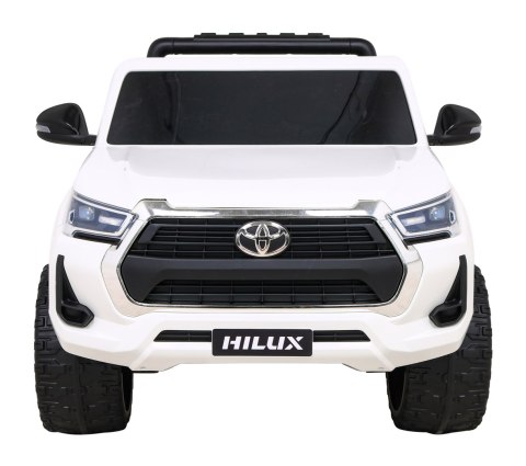 Toyota Hilux na akumulator dla dzieci Biały Pickup + Napęd 4x4 + Pilot + 2 bagażniki