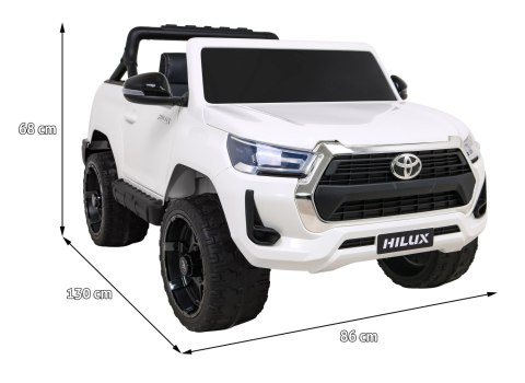 Toyota Hilux na akumulator dla dzieci Biały Pickup + Napęd 4x4 + Pilot + 2 bagażniki