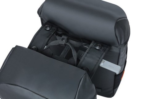 Sakwa miejska podwójna BASIL MILES TARPAULIN DOUBLE PANNIER BAG MIK 34L, MIK System (ready to go), 100% wodoodporna black orange