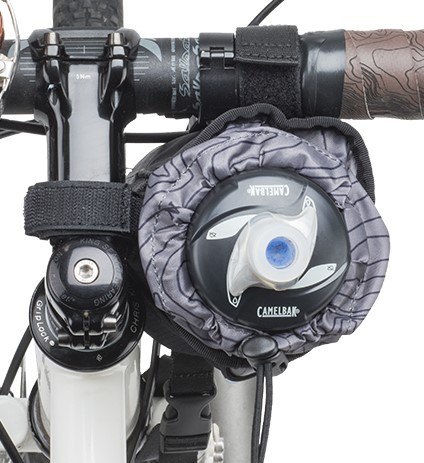 Ocieplacz do bidonu BLACKBURN OUTPOST CARRYALL PERSONAL BAG czarny (NEW 2026)